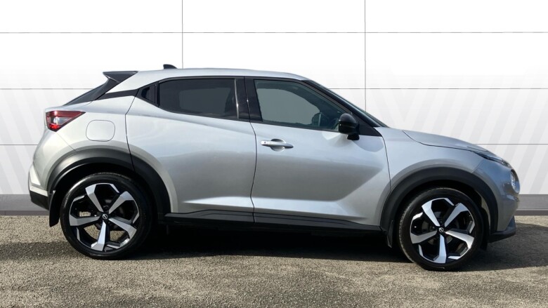 Nissan Juke 1.0 DiG-T 114 Tekna 5dr Petrol Hatchback